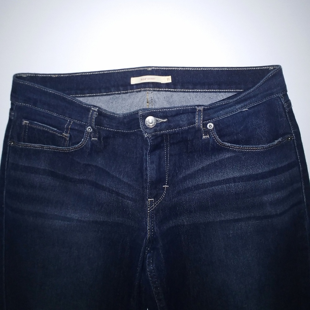 Women's Levis Jeans